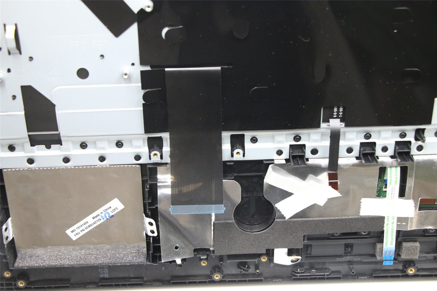 Lenovo Legion Y540-15IRH-PG0 Y540-15IRH Keyboard Palmrest Top Cover 5CB0U42729