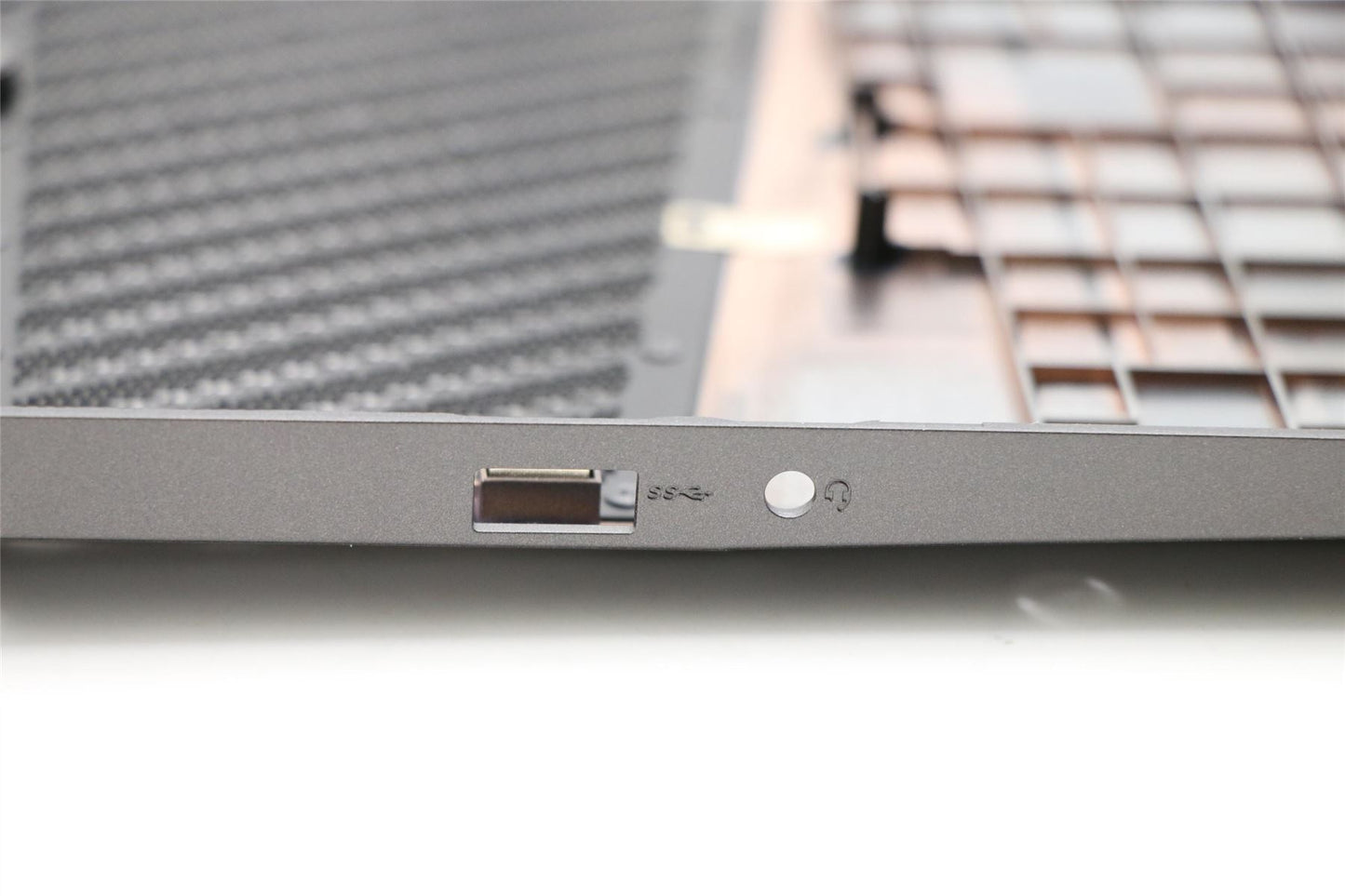 Lenovo Lower Case L 81Q5 5CB0U42899