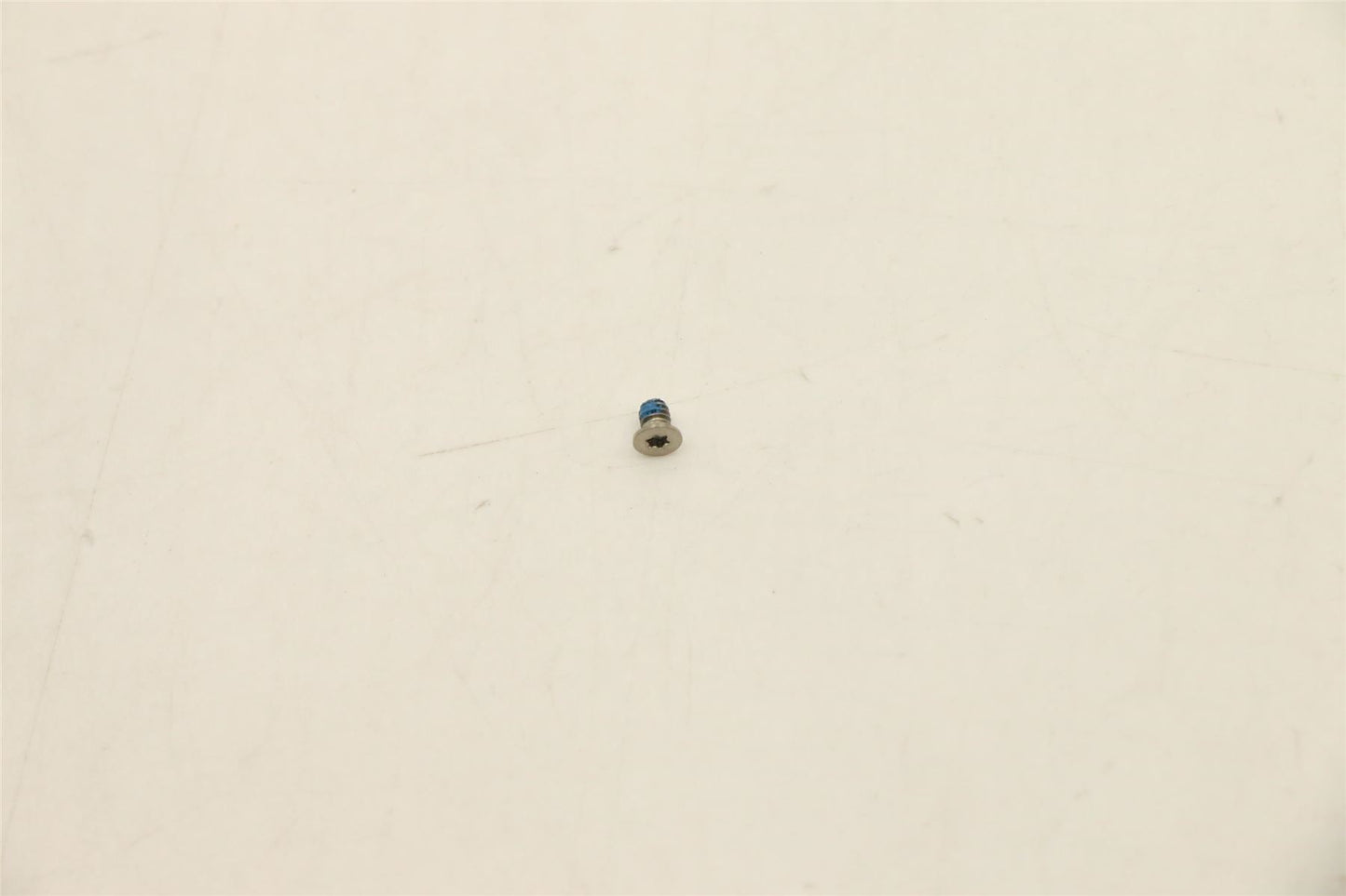 Lenovo SCREW Screw L 82LU 2.0D2.6L 5S10S35383