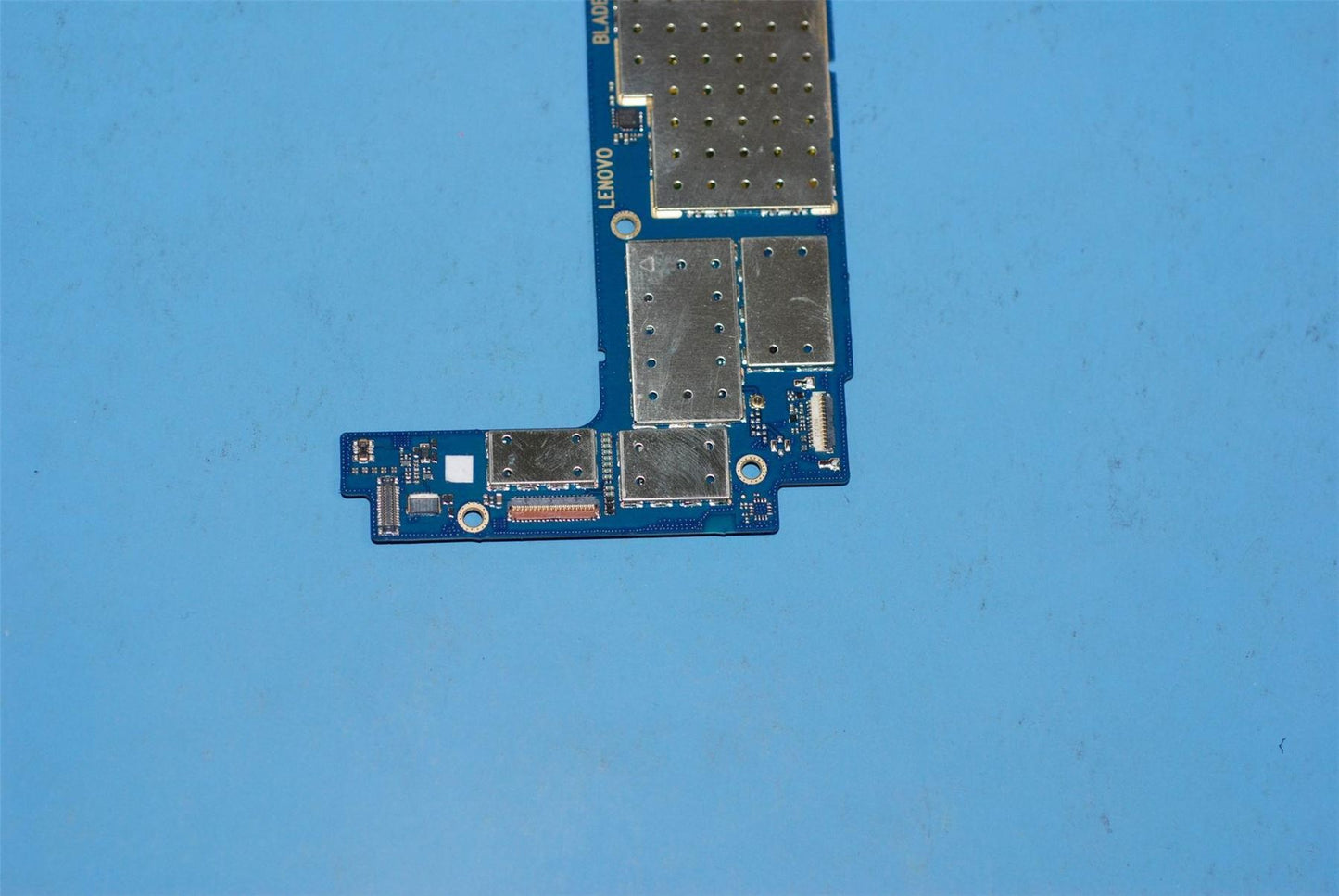 Lenovo B8080 RoW 3G+16GeMMC MB Silver_CS 5B29A6MWFV