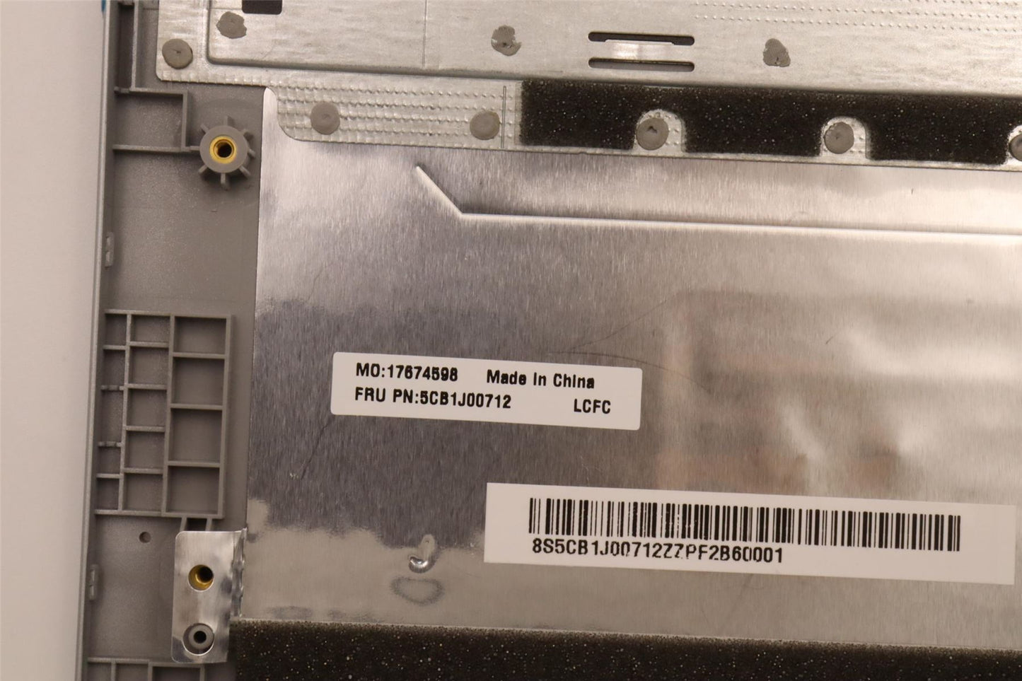 Lenovo Upper Case ASM_GERL82SFFP_CG_NB_PC 5CB1J00712