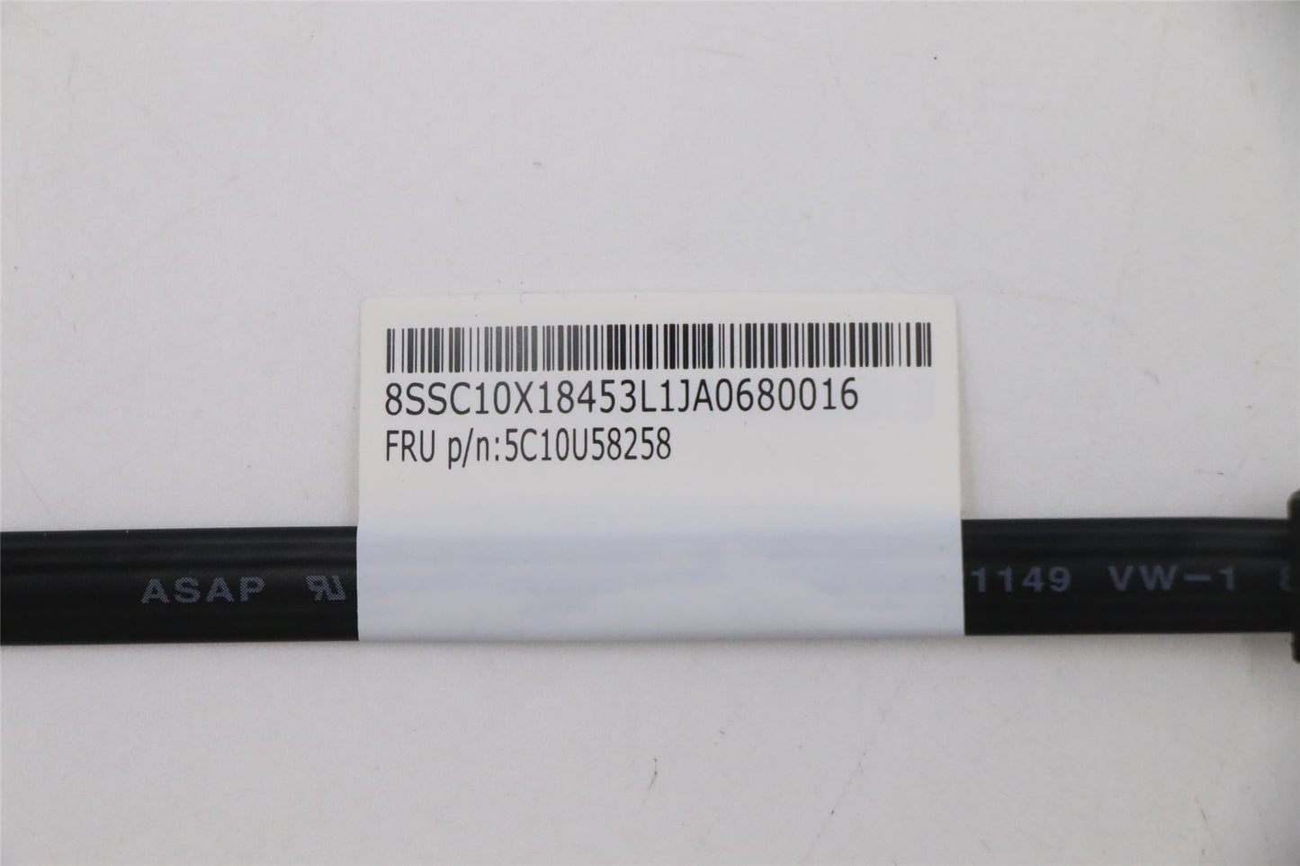 Lenovo Fru250mm SATA cable 1 latch_TCO8.0 5C10U58411