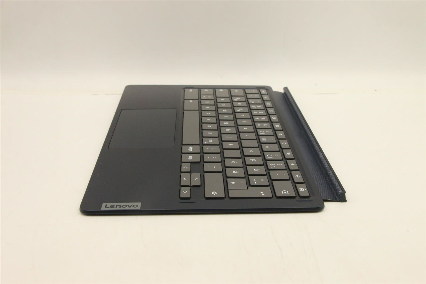 Lenovo Upper Case ASM GER H 82QS UK AB 5CB1E19848