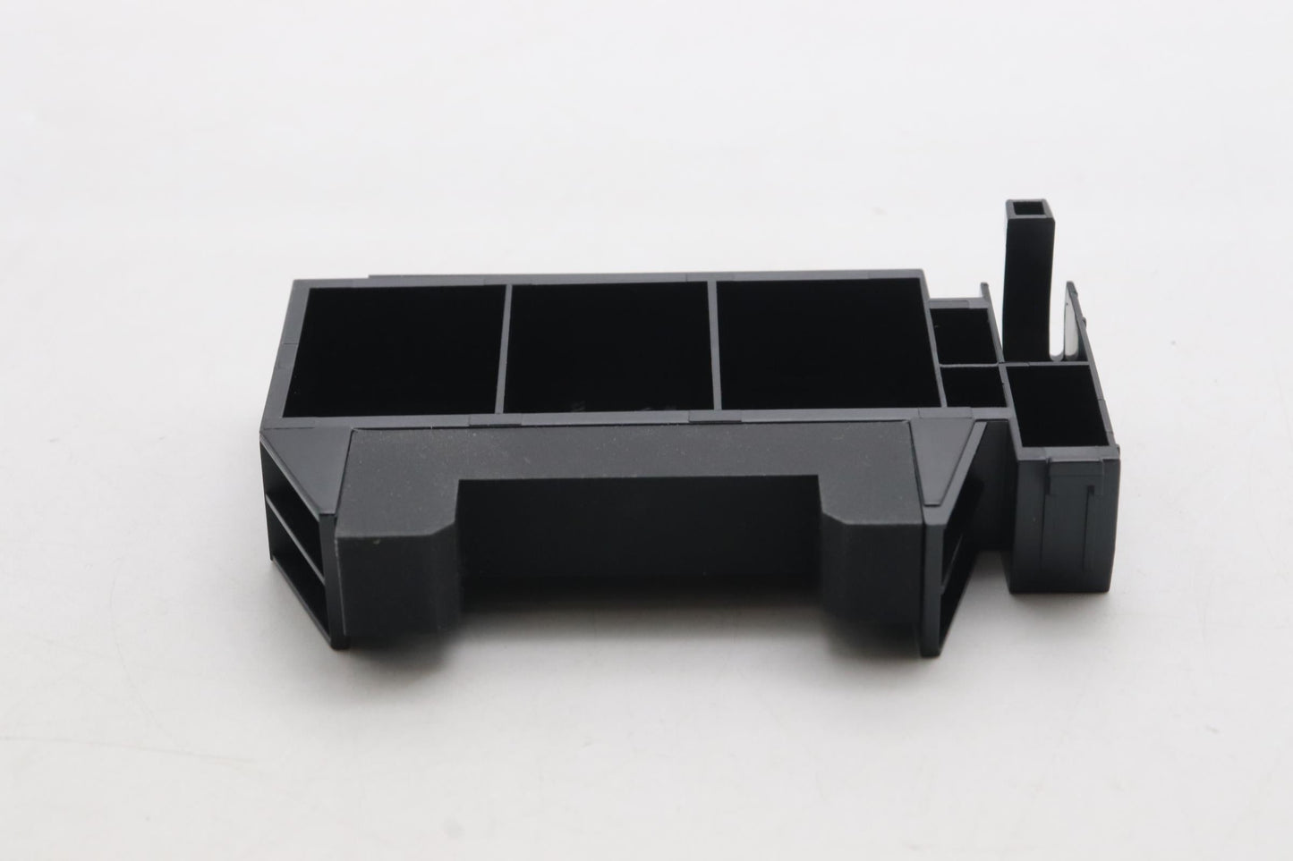 Lenovo MECH_ASM RX6600 Assy,17L,HK Holder Board 5M11N44054