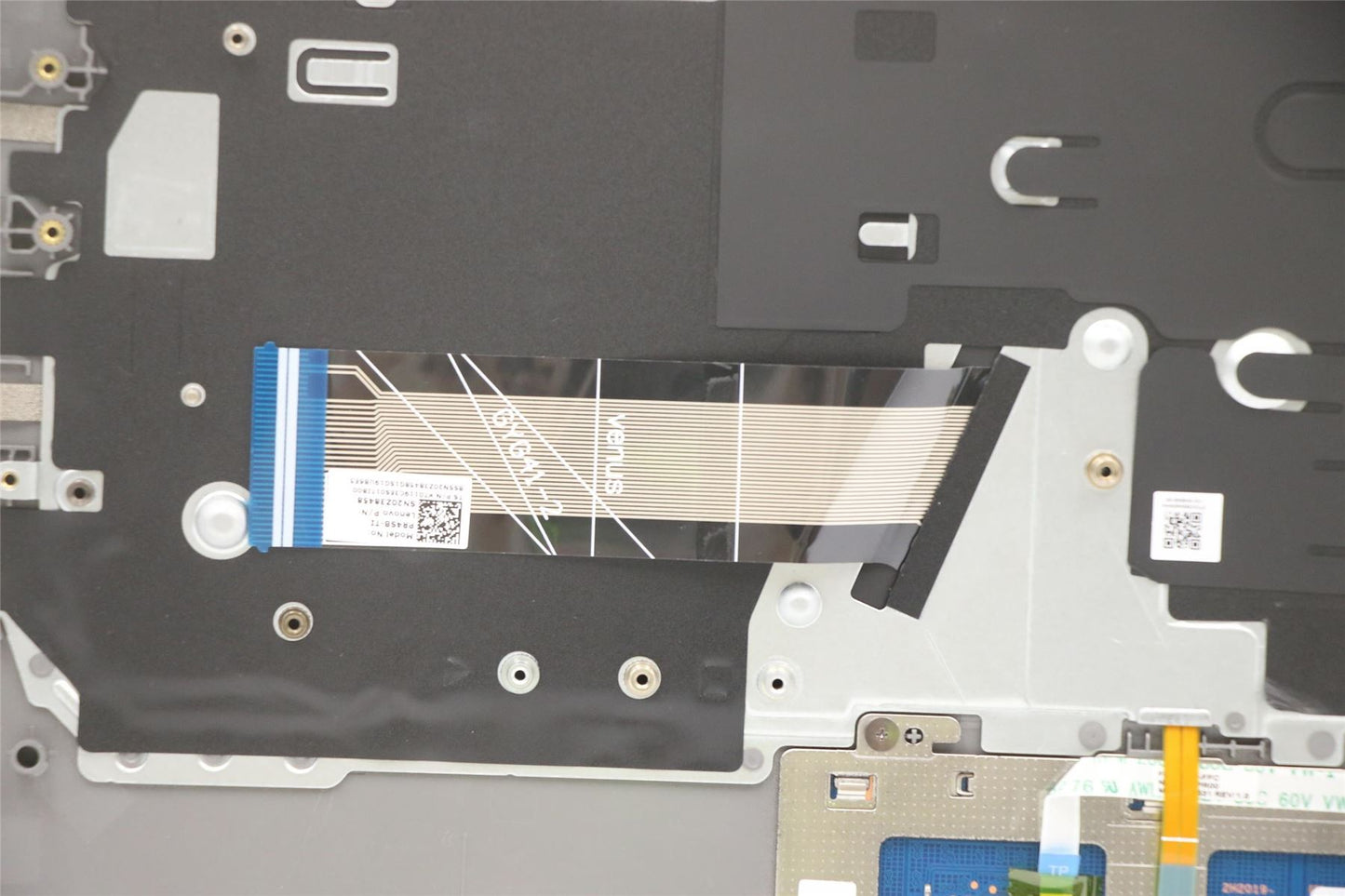 Lenovo Upper Case ASM_THAI C 21A2 MGBL 5CB1C89905