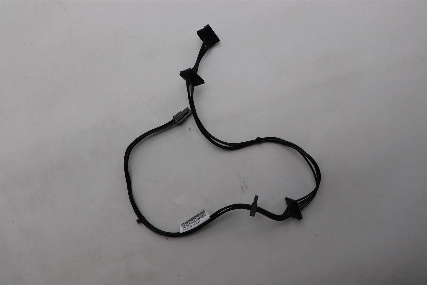 Lenovo ThinkStation P500 P700 P510 P710 P720 SATA Dual Power Cable 5C10U58487
