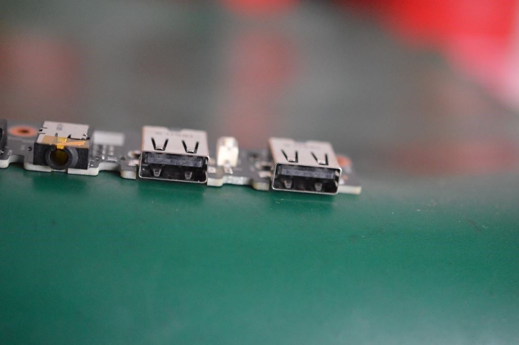 Lenovo I/O Board L 80Q1 W/cable 5C50L22072
