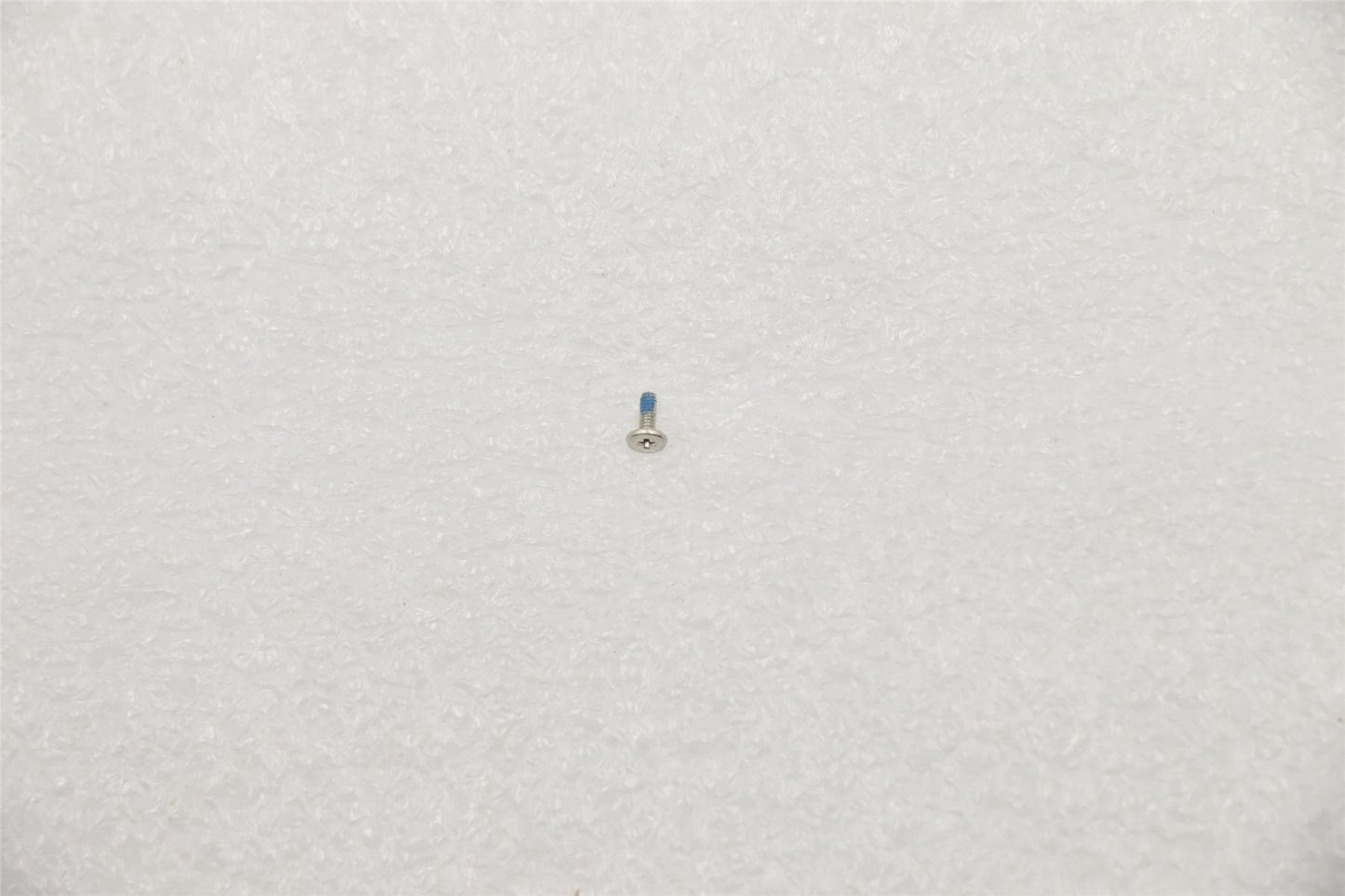 Lenovo 5S10S35236 SCREW SCREW L 82FX M1.2*L3.4*O.D3.0T0.5