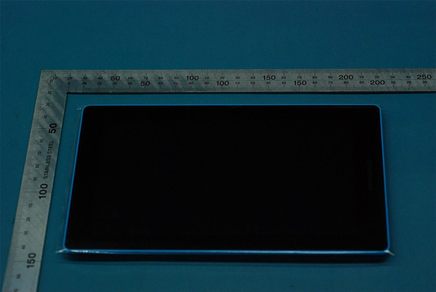 Lenovo TAB3 7 Essential Tablet (TB3-710F, TB3-710I) LCD Screen Display Assembly Touch 5D68C06576