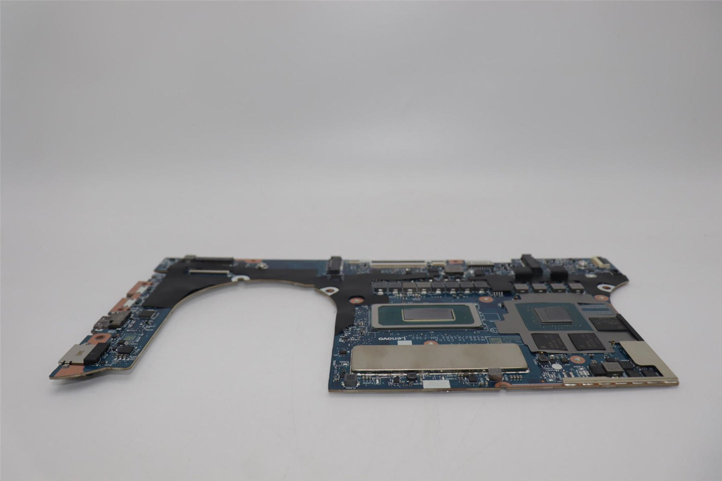 Lenovo L83D4NOKULT5125HRTX3050_16GRM O 5B21L86587