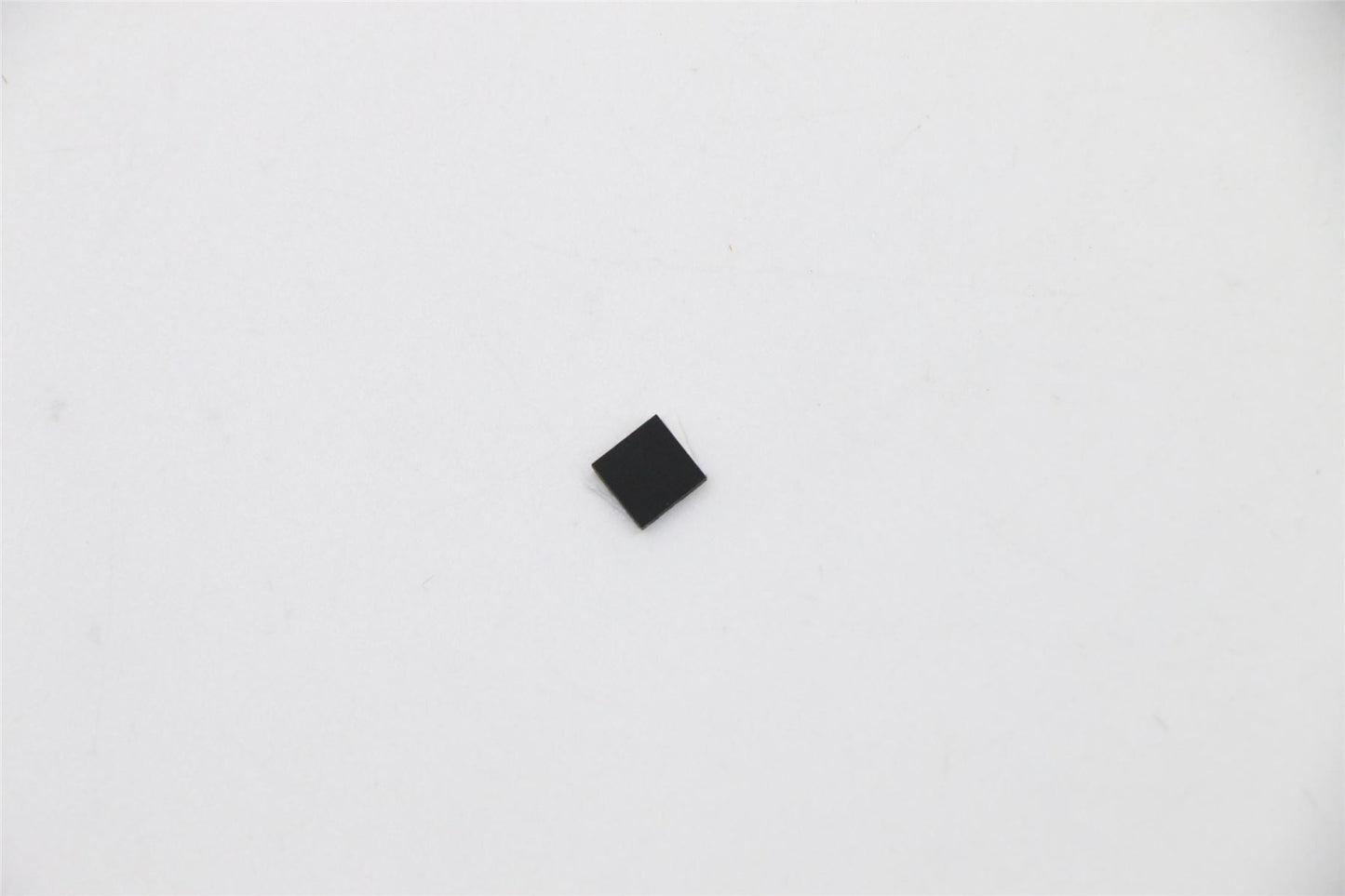 Lenovo Screw Rubber C 81NX_MB support 5R60S37076