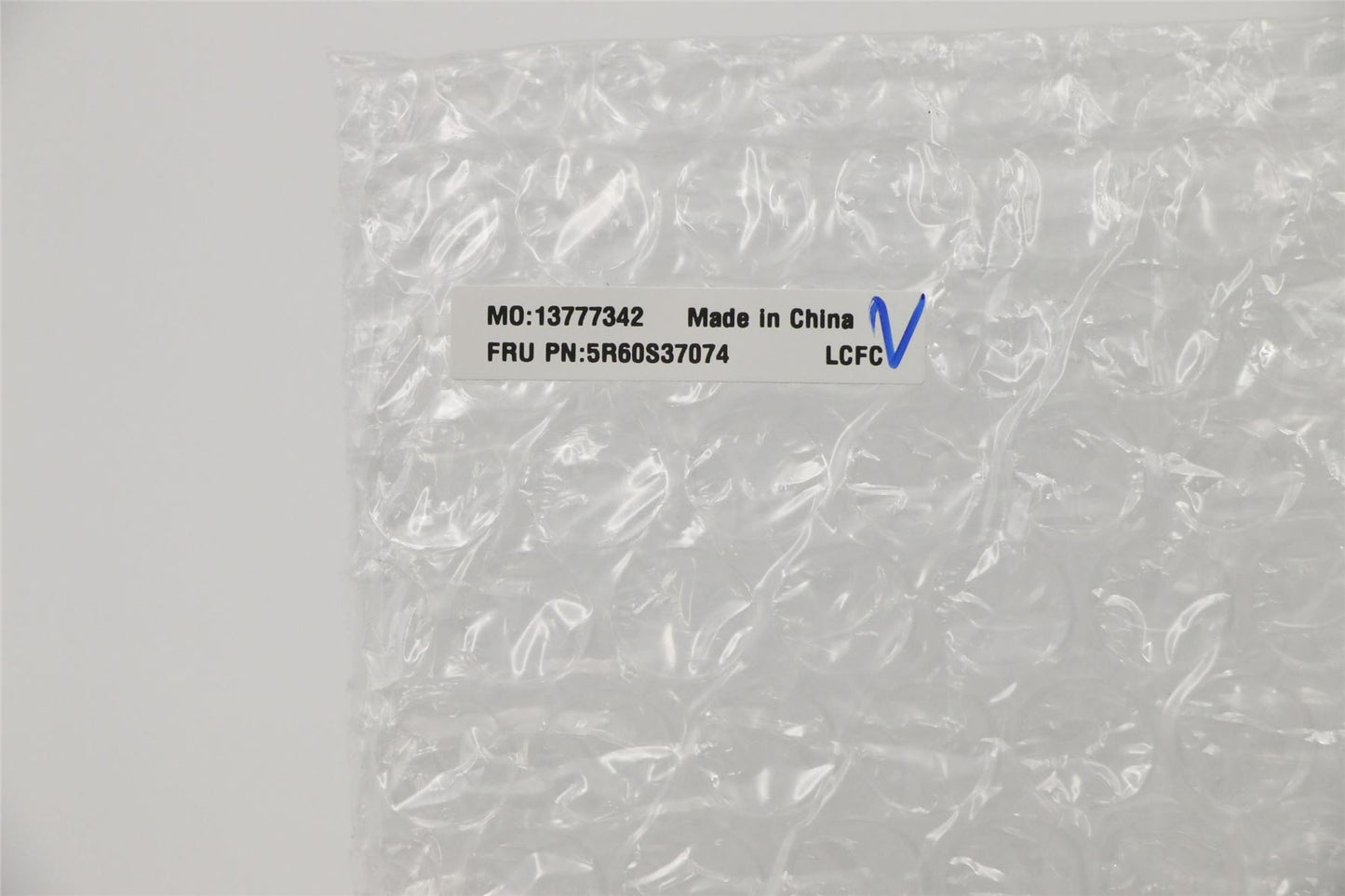 Lenovo 5R60S37074 RUBBER Rubber foot L 81Q9 IG BACK