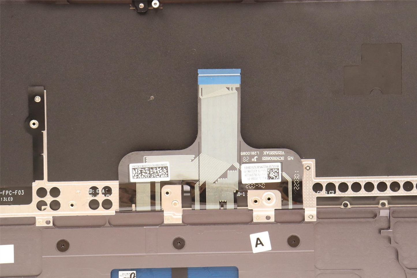 Lenovo Yoga 7 14ARH7 Palmrest Cover Touchpad Keyboard Portuguese 5CB1J37013