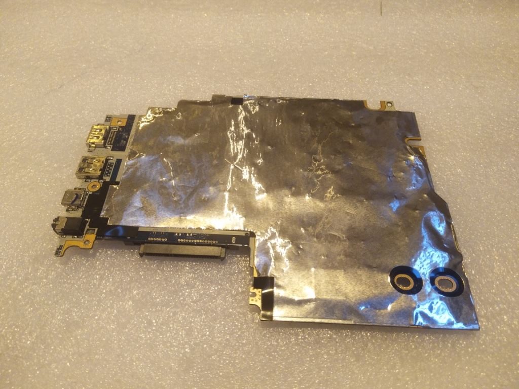 Lenovo 5B20Q15373 MB C 81BQ WIN I78550UN16SGTR NBL