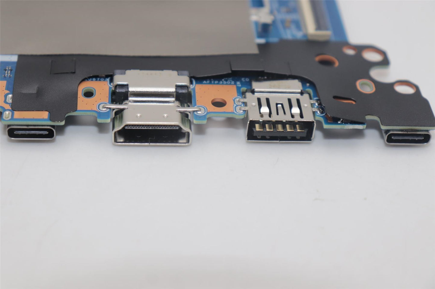 Lenovo MBW21MS i5 125UNvpfTPMETWIN WW 5B21N62819