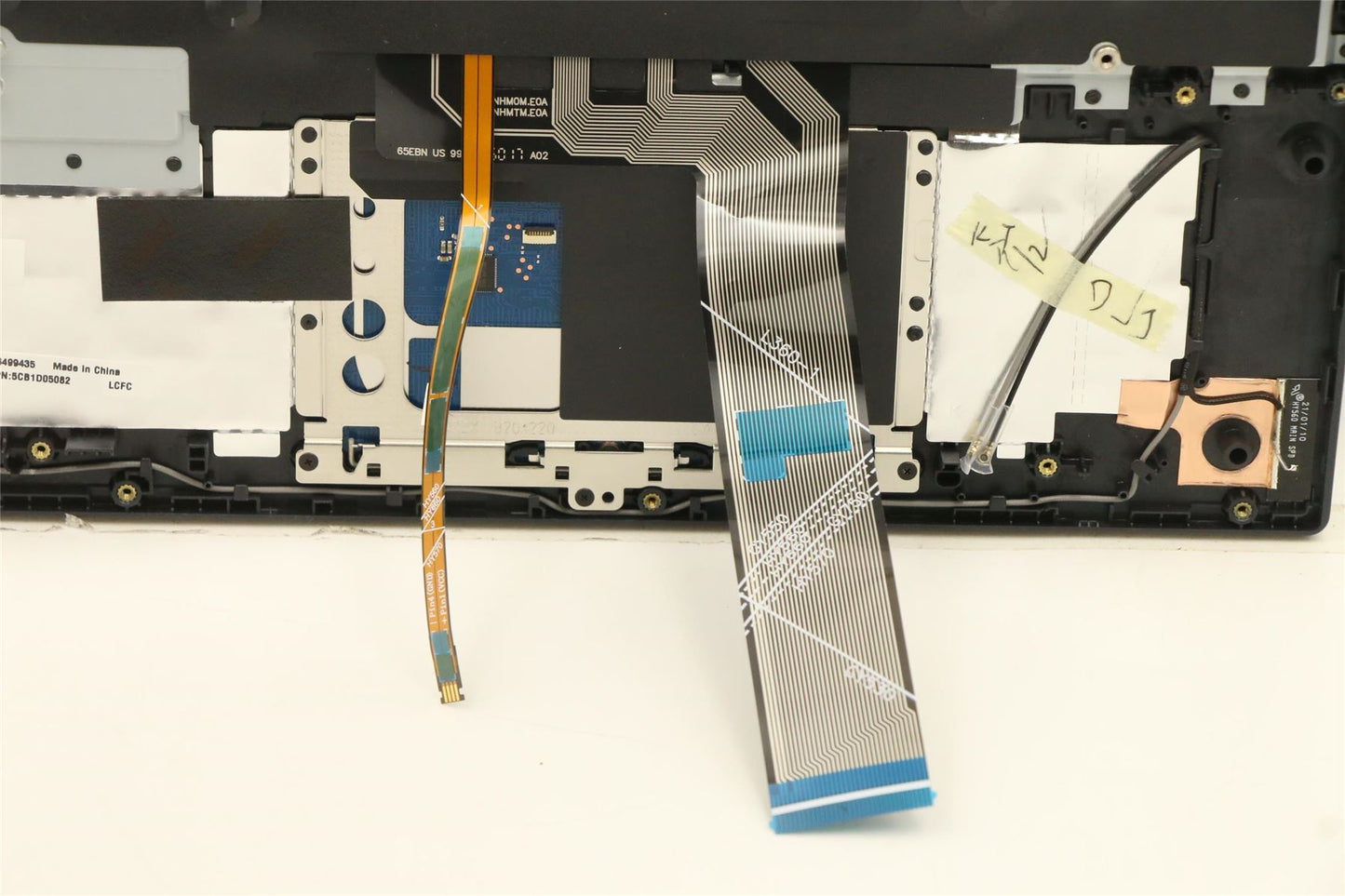 Lenovo Upper Case ASM_TC L82JH BU WH 5CB1D05082