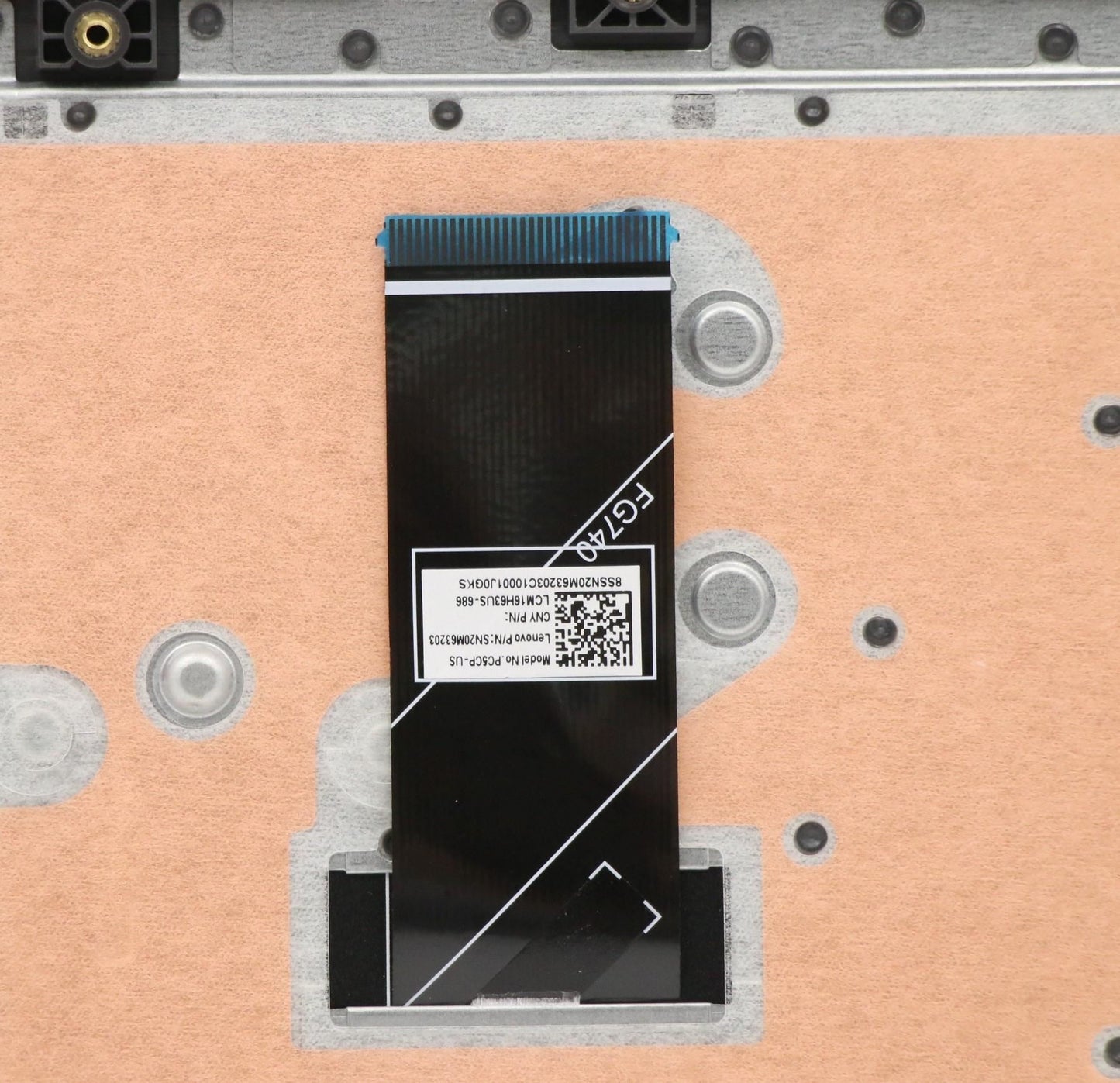 Lenovo Upper Case ASM_US L81YEIGTEX 5CB0W44095