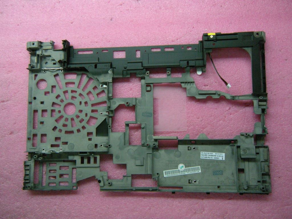 Lenovo ThinkPad T430 W530 Middle Base Frame Cover Black 04W6903