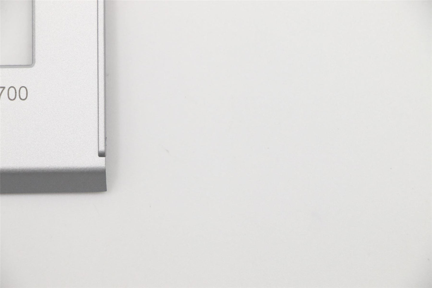 Lenovo IdeaPad 700-17ISK Bezel front trim frame Cover White 5B30K93617