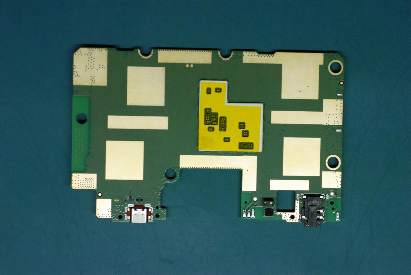 Lenovo TB-8703F MB_3G+16G&*67101770 CS 5B28C07220