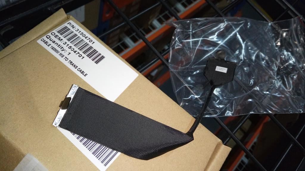 Lenovo LS 180mm MB to Trans Cable 31504701