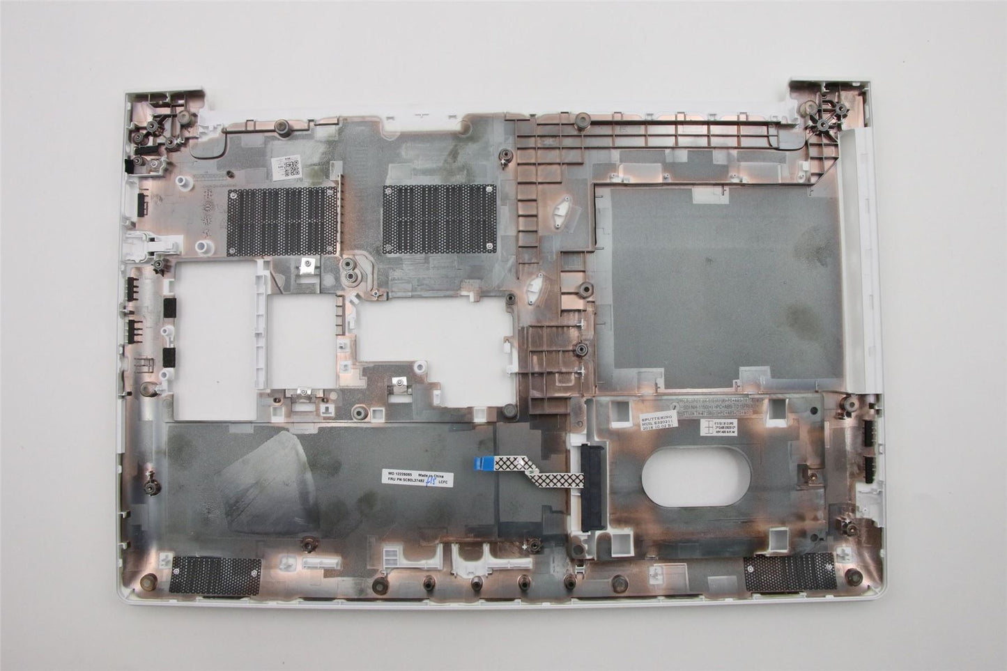 Lenovo IdeaPad 510-15ISK Bottom Base Lower Cover White 5CB0L37482