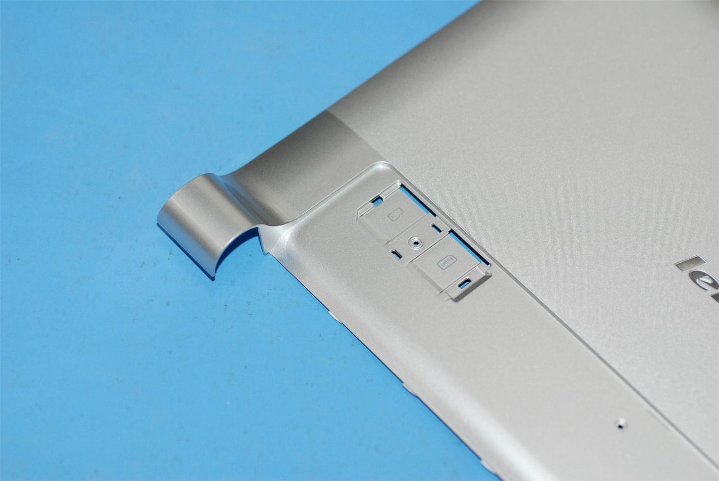 Lenovo B8080 RoW 3G Rear Cover Assy Sil_CS 5SR9A6MWG3