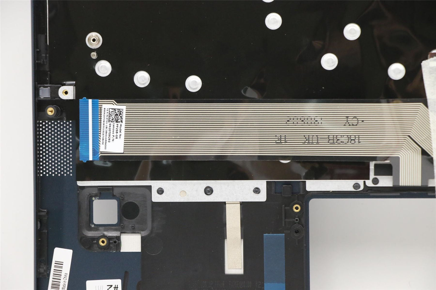 Lenovo IdeaPad S540 14IWL S540 14IML Keyboard Palmrest Top Cover Blue 5CB0S17299