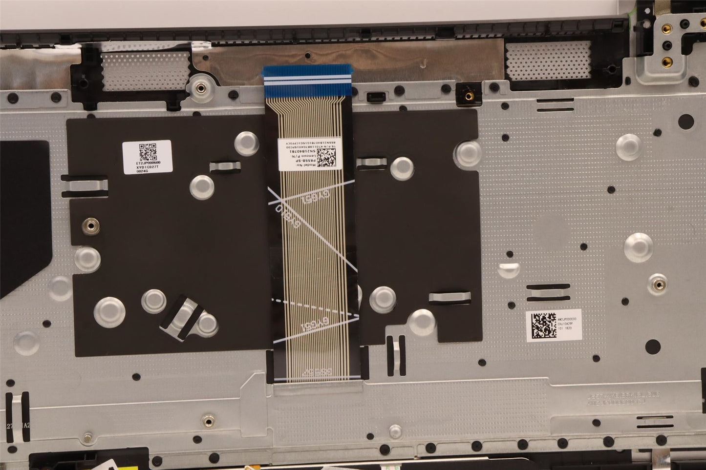 Lenovo Upper Case ASM_SPAL82SFFP_CG_BL_ML 5CB1J00365