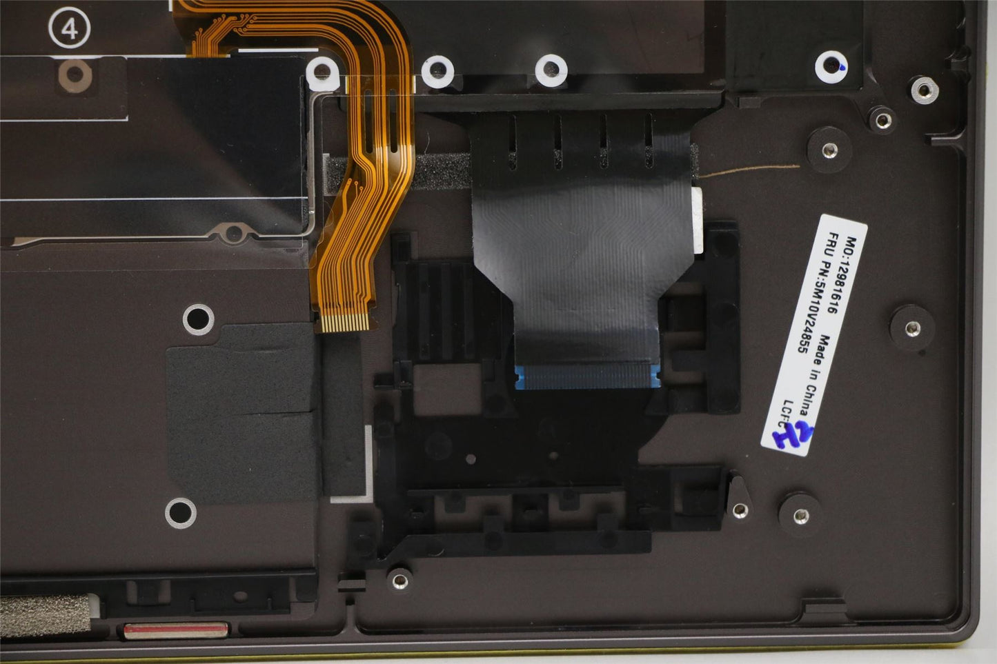Lenovo MECH_ASM GRP,KBD,BZL,IND ENG,WL,IG,CHY 5M10V24855