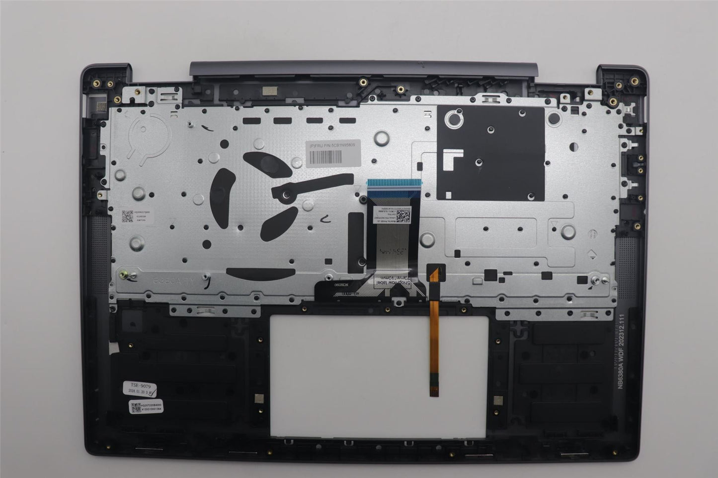 Lenovo UpperCaseASM ENG H83DK NFP SG 5CB1N95809