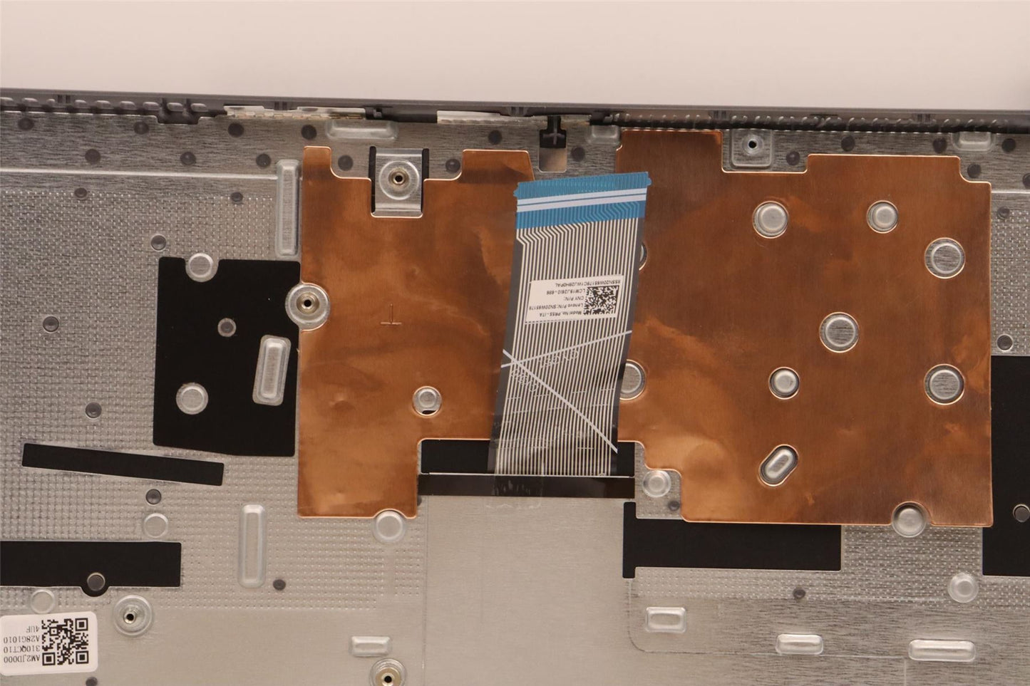 Lenovo COVER Upper Case ASM_ITA L82RK NFP AG N 5CB1H78296