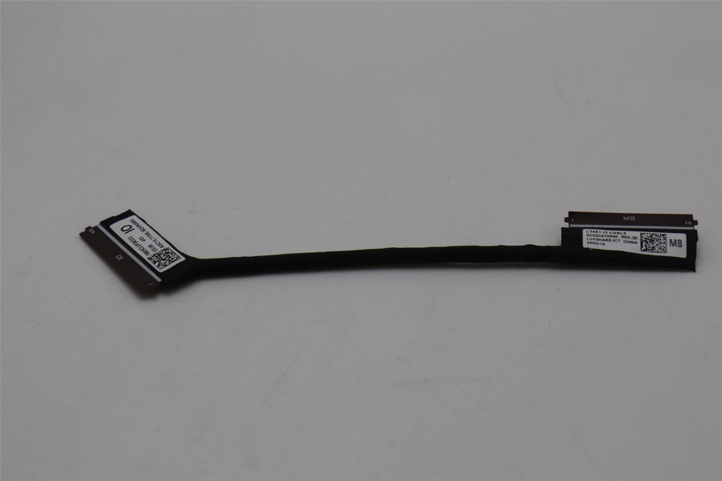 Lenovo FRU CABLE IO CABLE 5C11P26211