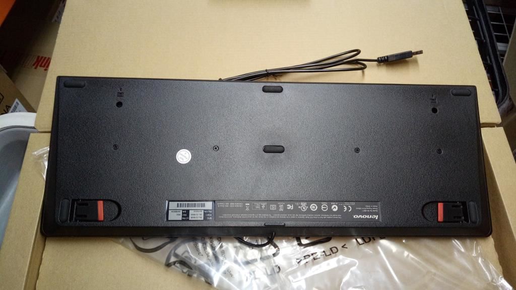 Lenovo Slim New F5 USB Hebrew 212 Keyboard 54Y9310