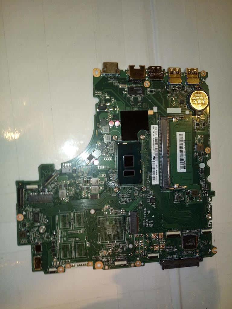 Lenovo MBQ80T3 WINI57200U UMA 4GOLNUL 5B20M27737