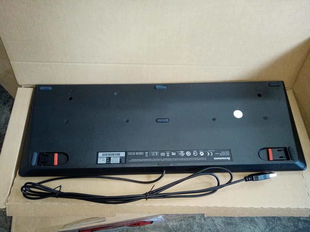 Lenovo ThinkPad P300 P310 P410 P510 P710 92z USB Wired Keyboard Black 54Y9306