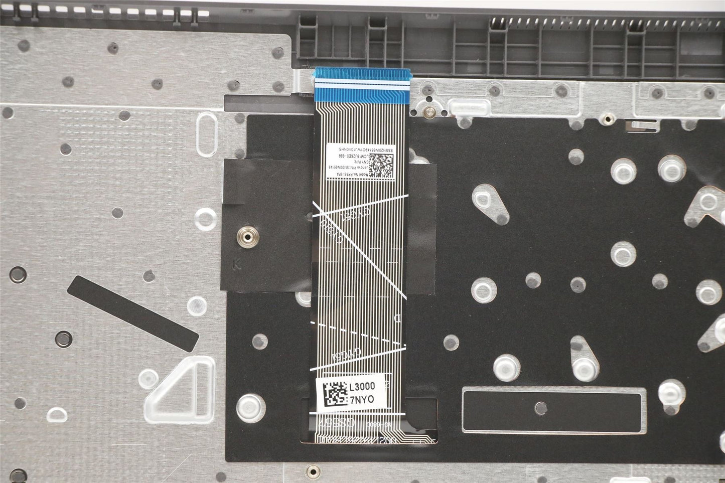 Lenovo Upper Case ASM_SPA L82NX IG_FP_U 5CB1D01875