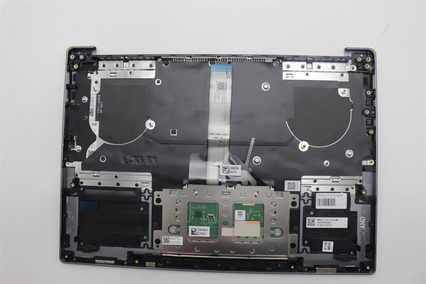 Lenovo Upper Case ASM SPA H 83D3 ARGY 5CB1N90842