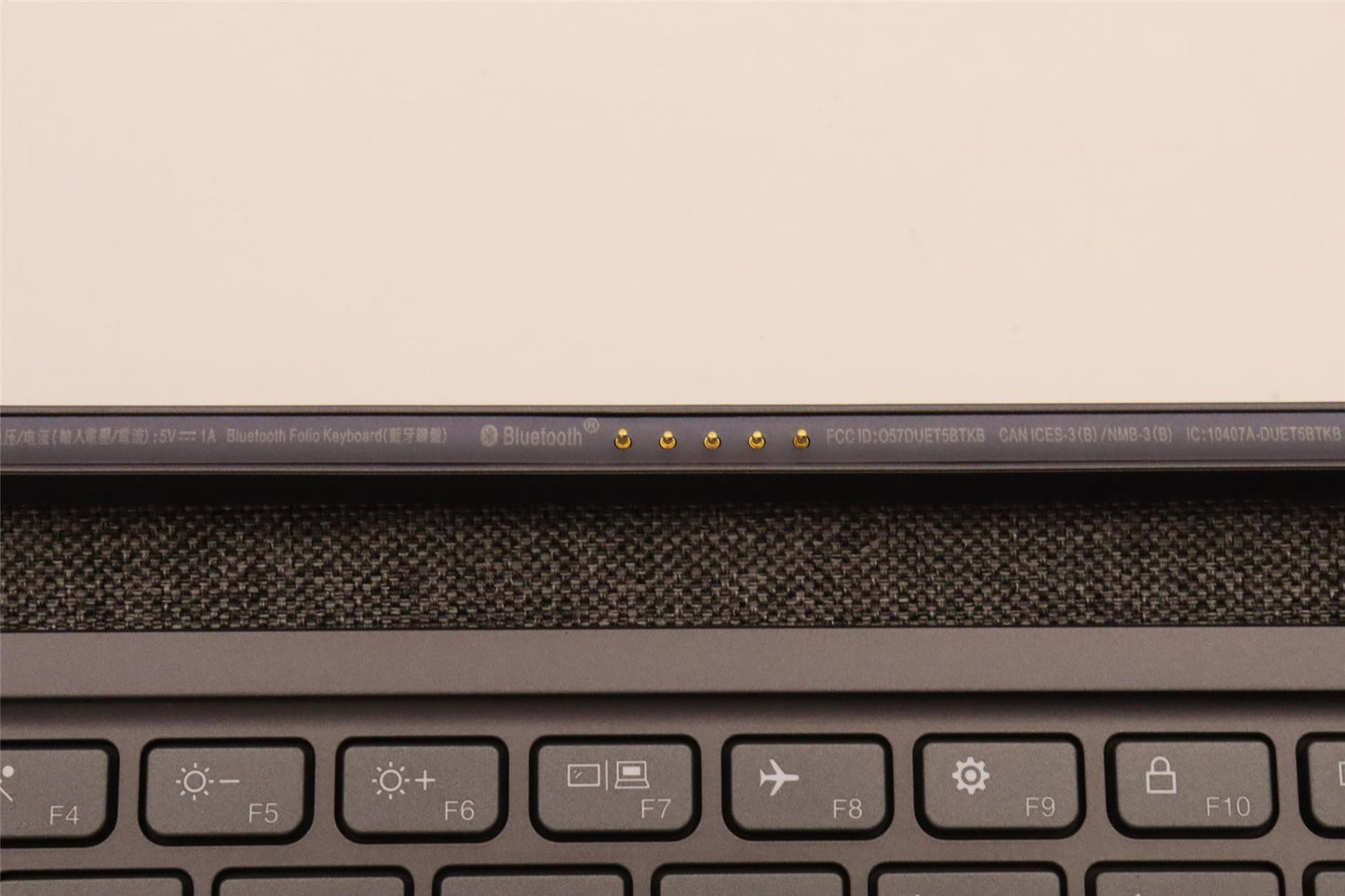 Lenovo Upper Case ASM_ENG WT 82TQ BL SG 5CB1J10667