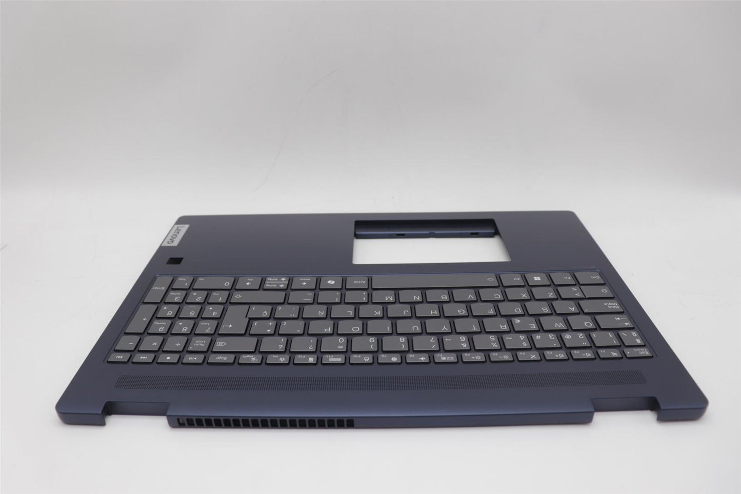 Lenovo Upper Case ASM SPA H 83DS FP CB 5CB1N95097