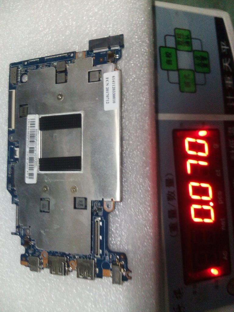 Lenovo MB 3N 81A5 N3350 WIN UMA R2G64G 5B20P23741