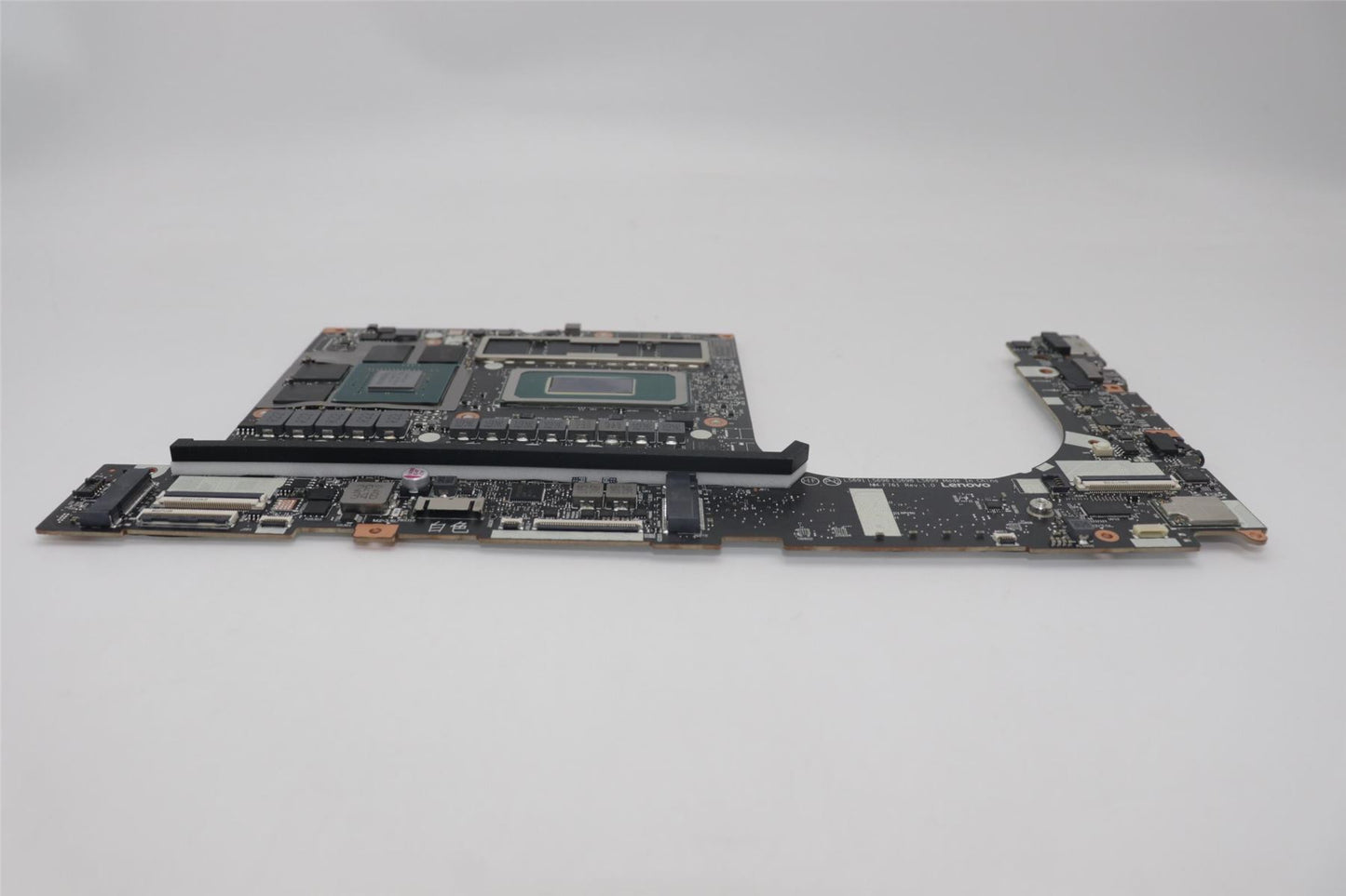 Lenovo L83DNULT9_185H_4060_32G_WINRMEI 5B21M49502