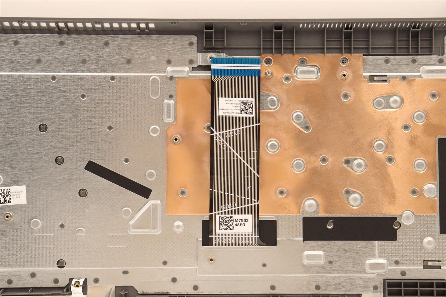 Lenovo Upper Case ASM_SPA L82RL FP AG U 5CB1H80730