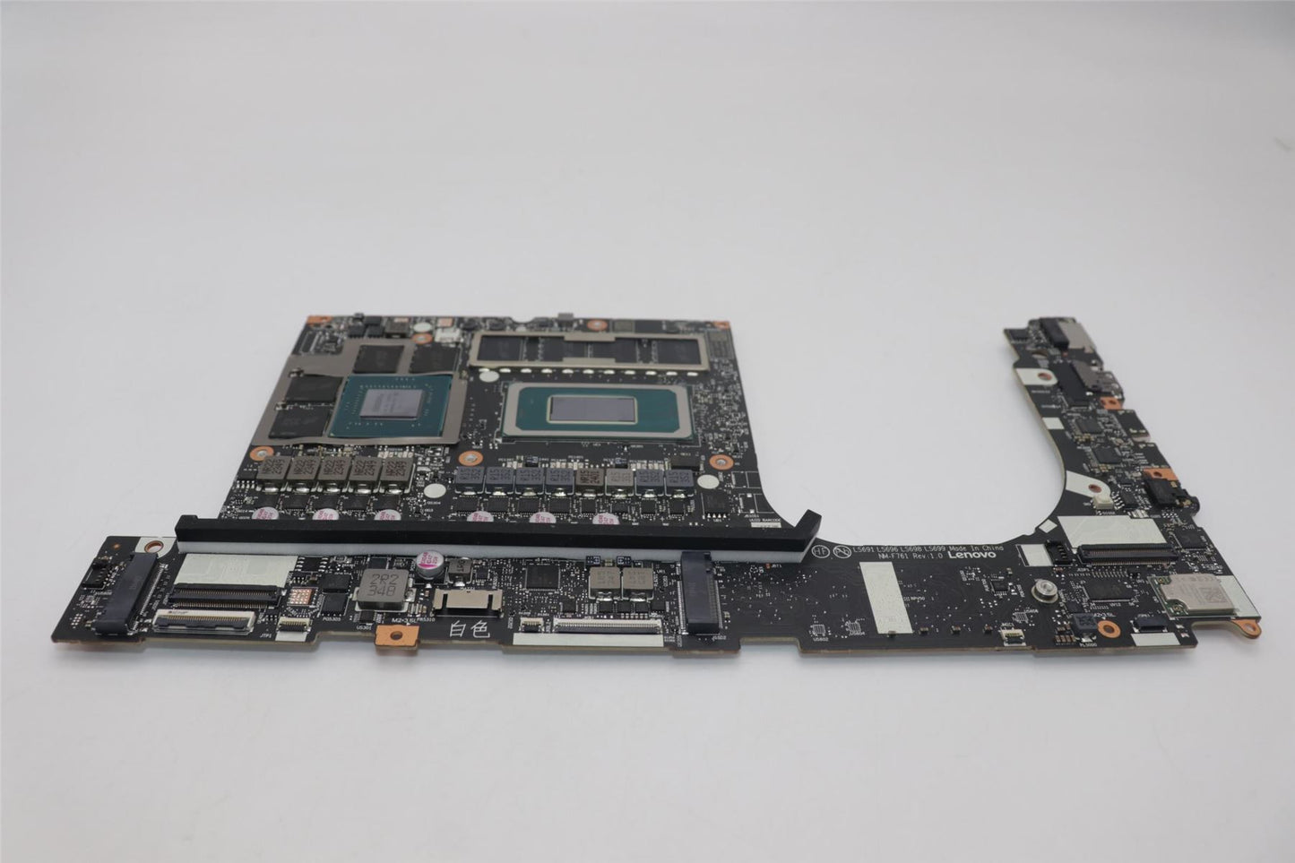 Lenovo L83DNULT9_185H_4070_32G_WINRMEI 5B21M49504