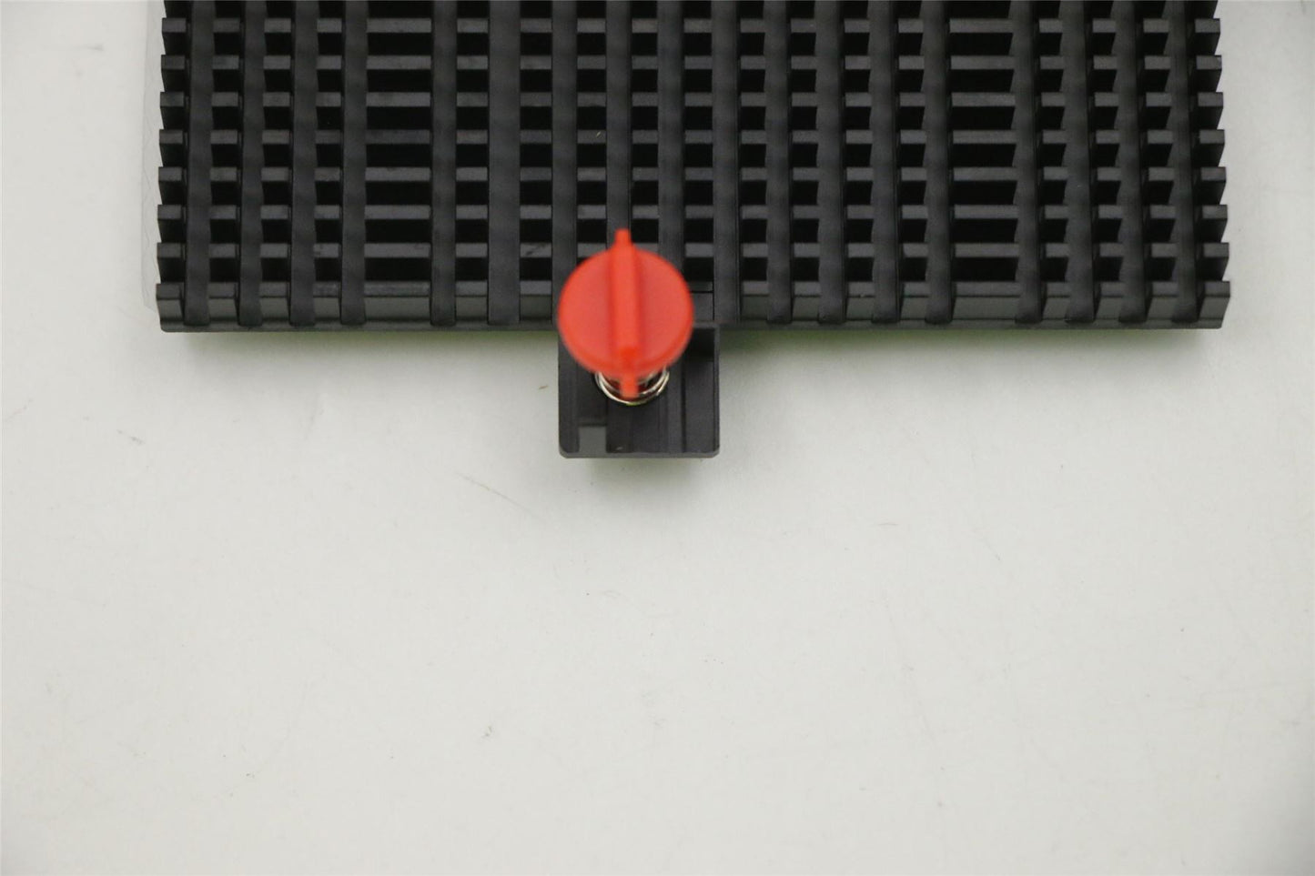 Lenovo 02CW006 HEATSINK M.2 Heatsink,13W