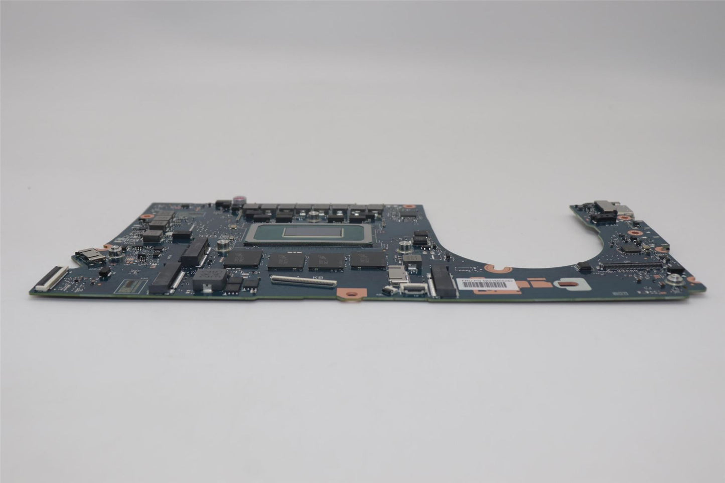 Lenovo H 83D2 ULT5 125H UMA16G O NOKRM 5B21M05282
