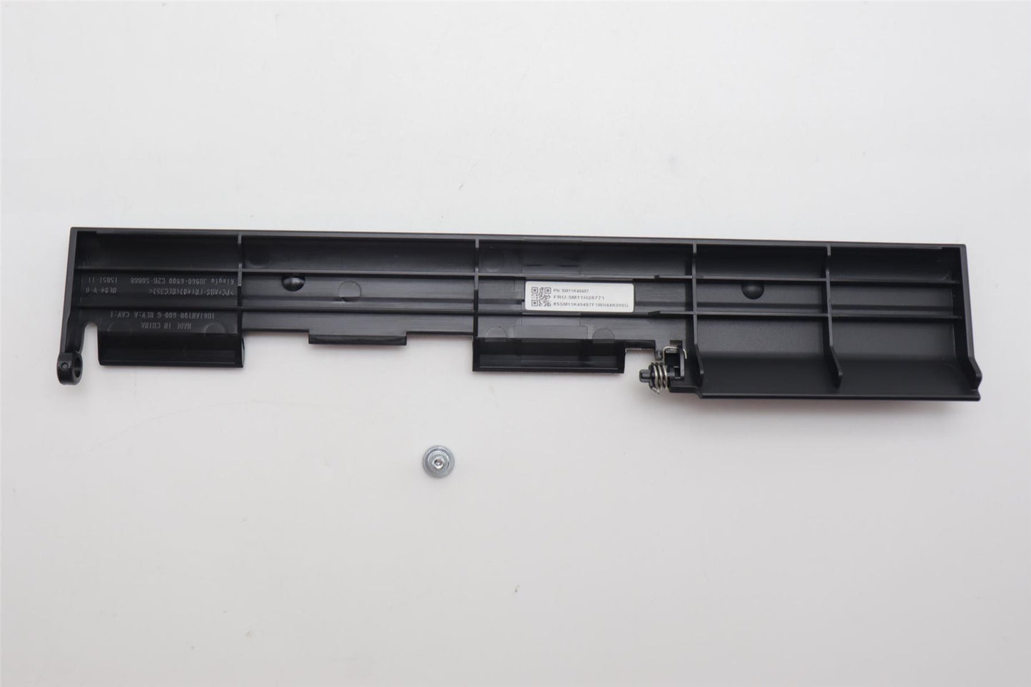 Lenovo 5M11H28771 MECH_ASM ASSY-BLOCK-COVER-ANTRIM-REF