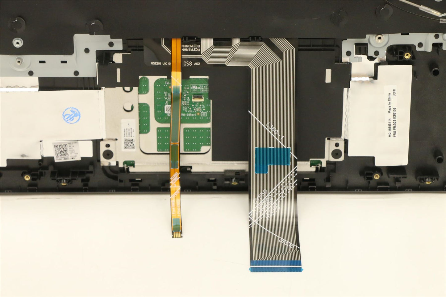 Lenovo Upper Case ASM_BEL L82JS SGw/WHWRF 5CB1C93158