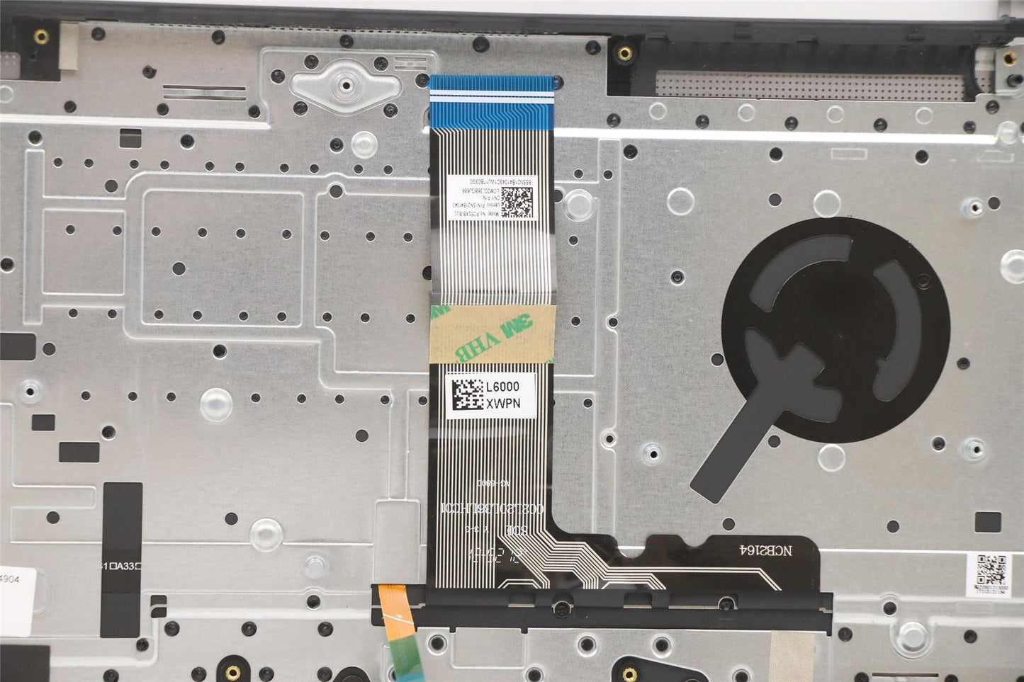 Lenovo Upper Case ASM_BUL H 82L5 CLO DIS 5CB1C74904