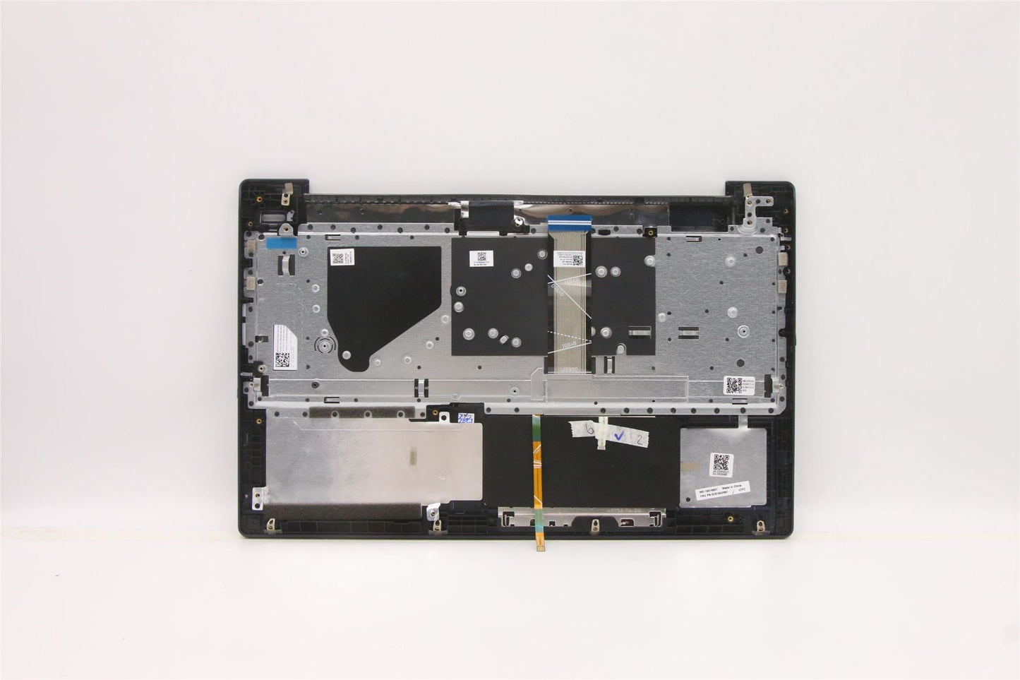 Lenovo Upper Case ASM_GER L82FG NFPABBLML 5CB1B42991